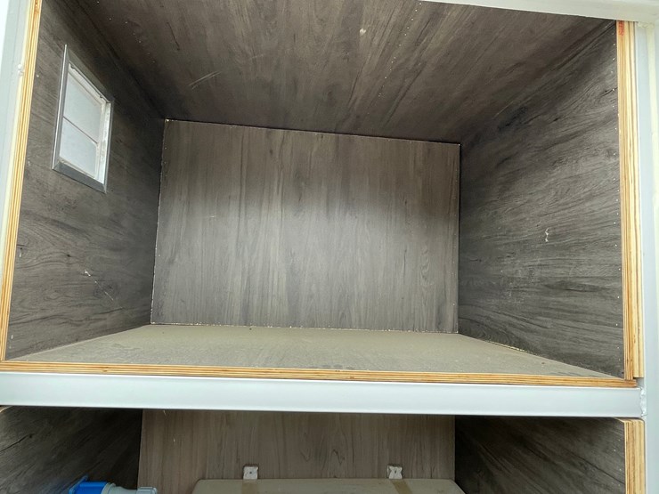 #3284-•-shipping-container-tiny-house-image-33