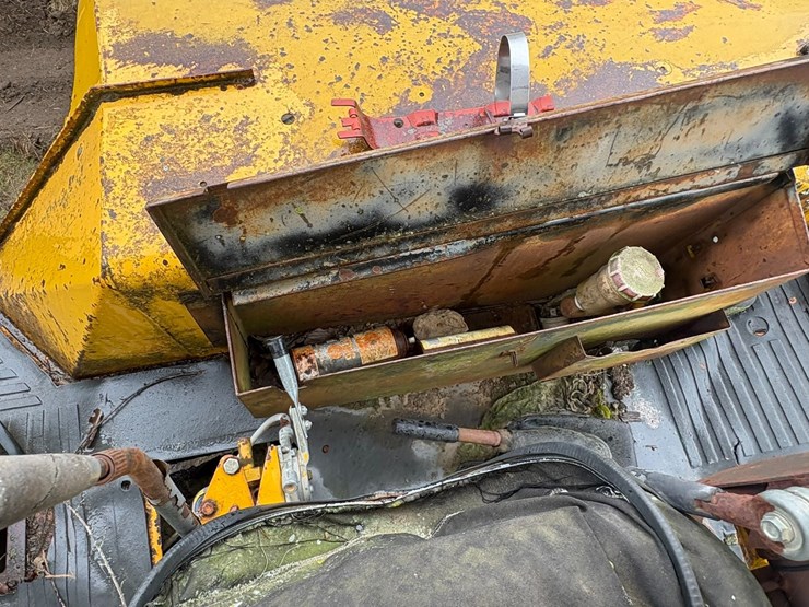 #23986-•-inop-jcb-4x4-backhoe-loader-image-49