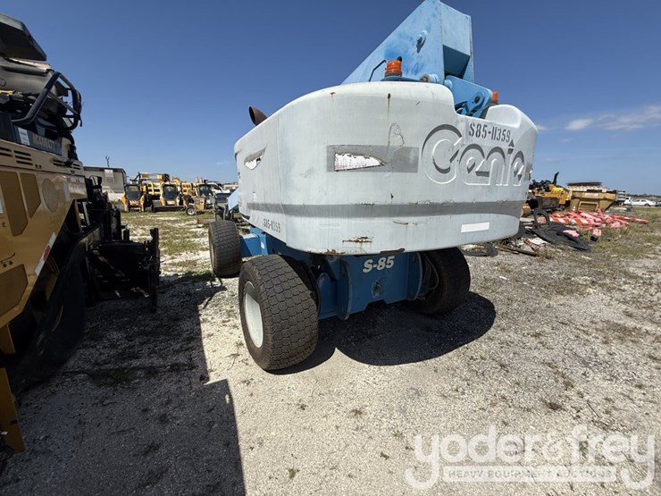 2014-genie-s85-image-3