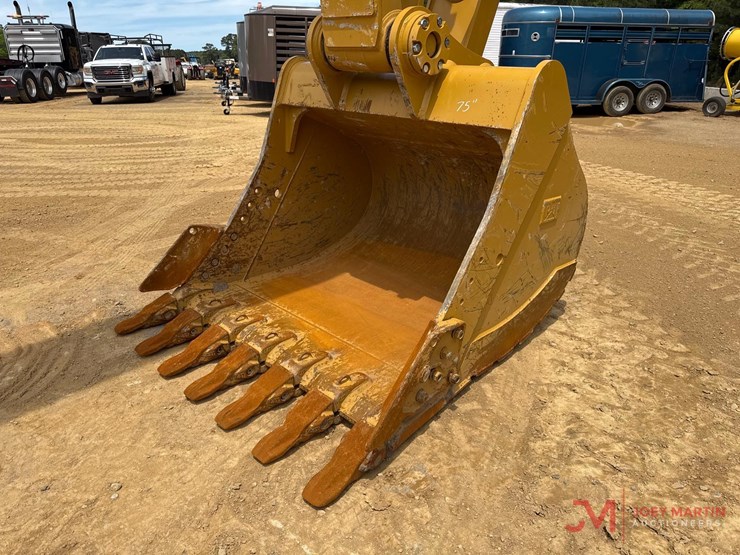 caterpillar-350-image-9