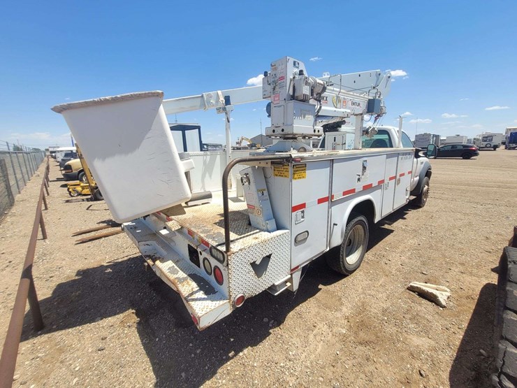 2007-ford-f550-image-5