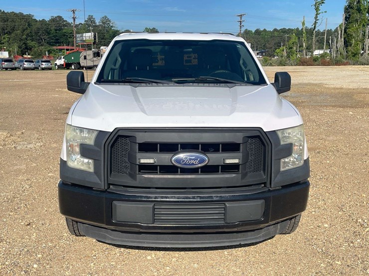 2016-ford-f150-xl-image-5