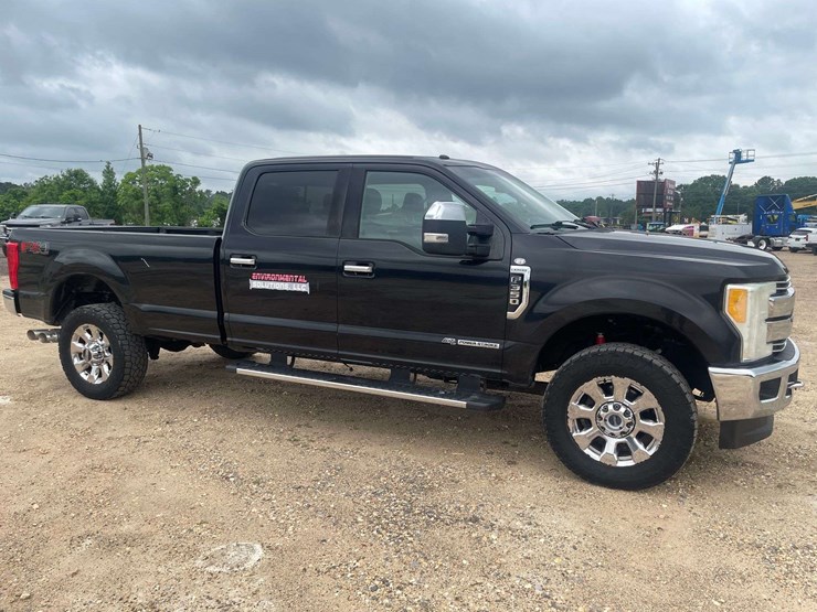2017-ford-f350-image-4