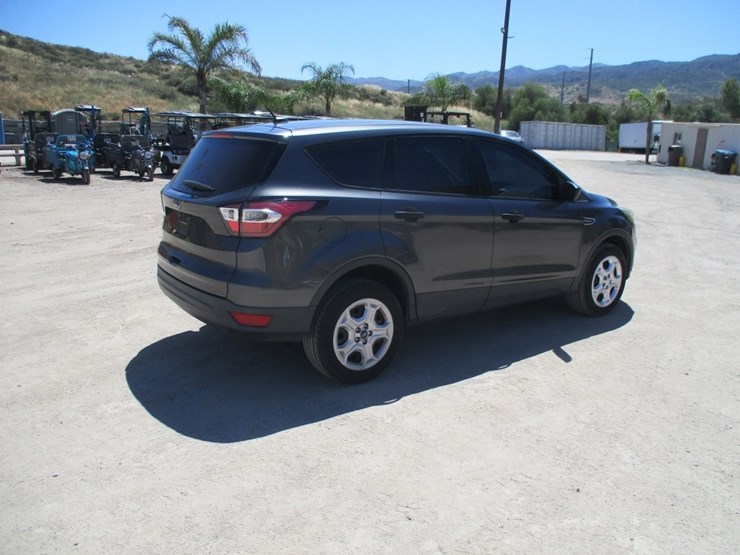 2018-ford-escape-image-3