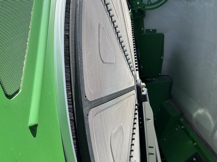 2016-john-deere-s680-image-138