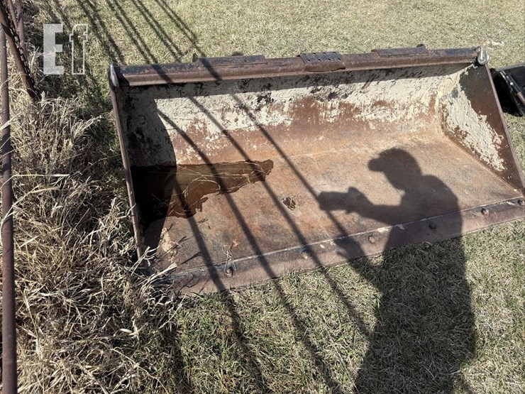 deere-250-image-35