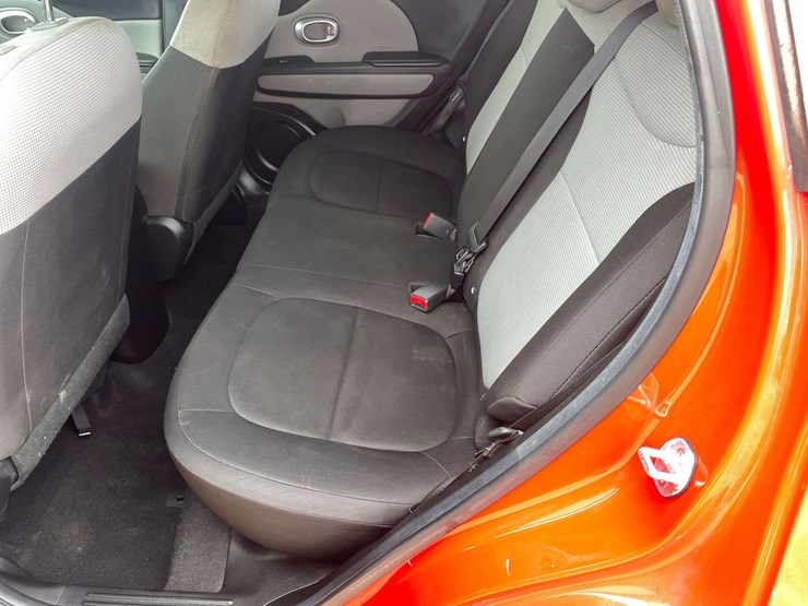 2019-kia-soul-4-door-mpv-(87,300-miles)-image-14