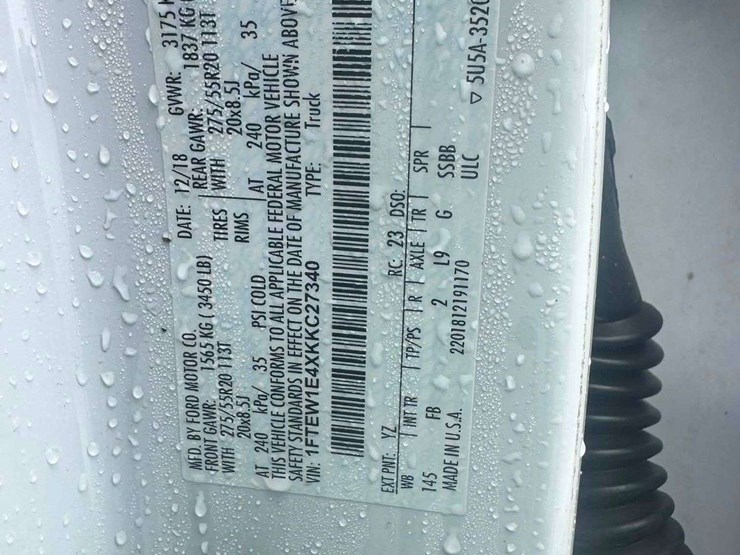 2019-ford-f150-image-24