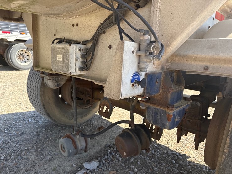 #42730-•-1996-weld-it-s/a-5400gal-fuel-trailer-1w9t23269tl010011-inv#-42730-image-11