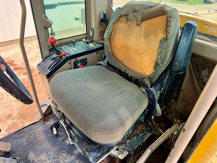 deere-670b-image-21