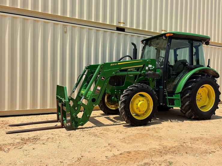 2025-john-deere-5055e-image-1
