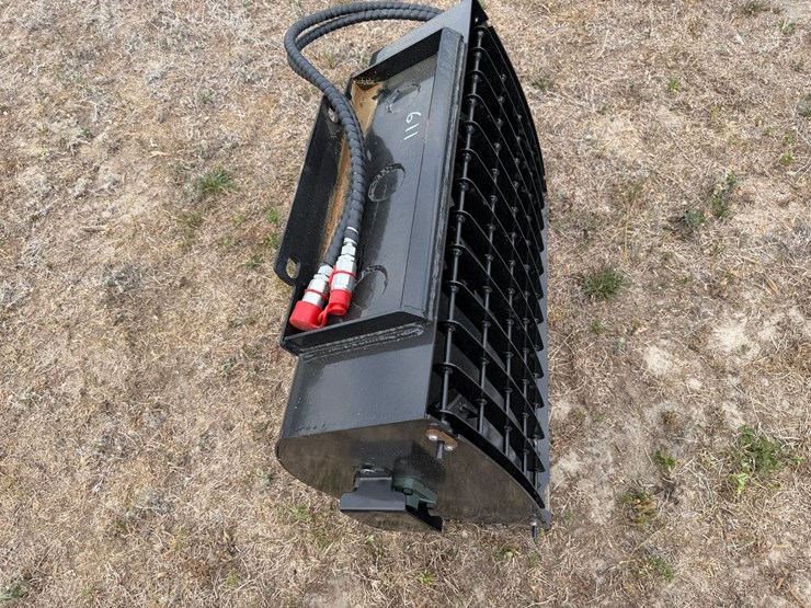 #611-•-hydraulic-mixing-bucket-for-mini-excavator-image-3