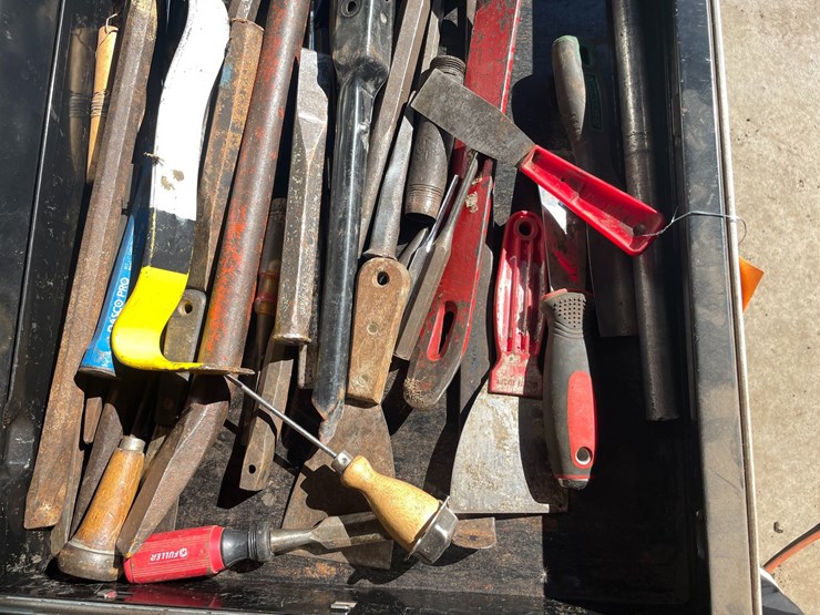 #1830-•-pry-bars,-punches-and-more-image-3