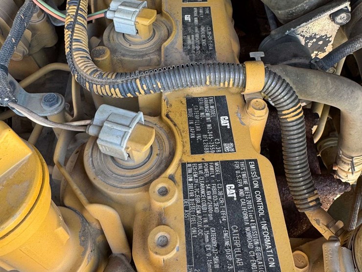 2015-caterpillar-279d-image-26