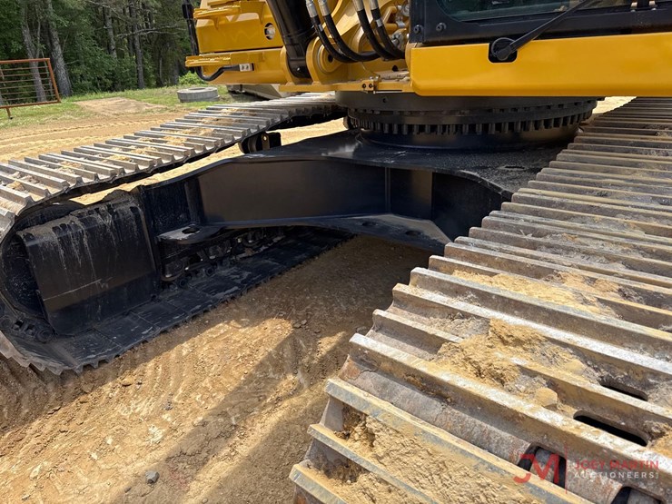 caterpillar-350-image-15