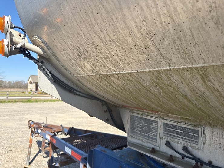 #42730-•-1996-weld-it-s/a-5400gal-fuel-trailer-1w9t23269tl010011-inv#-42730-image-21