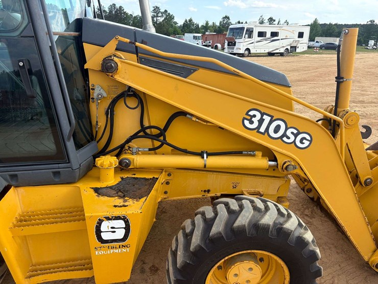 deere-310sg-image-32
