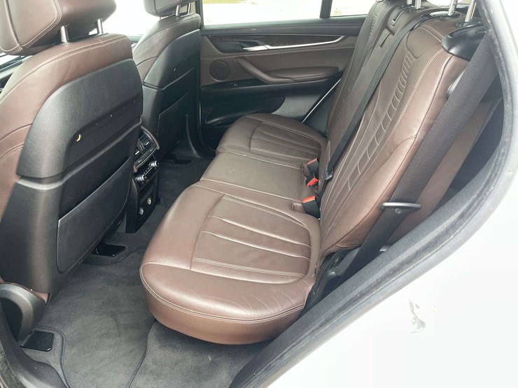 2015-bmw-x5-image-14