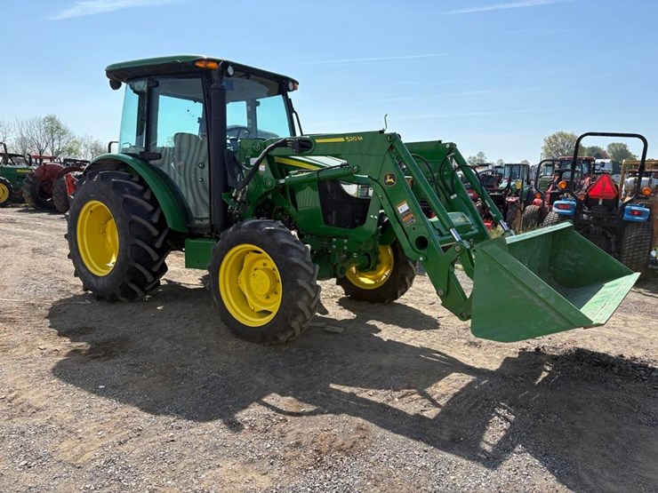 2024-john-deere-5060e-image-9