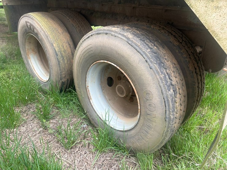 #23993-•-fast-44'-t/a-aluminum-chip-trailer-image-5