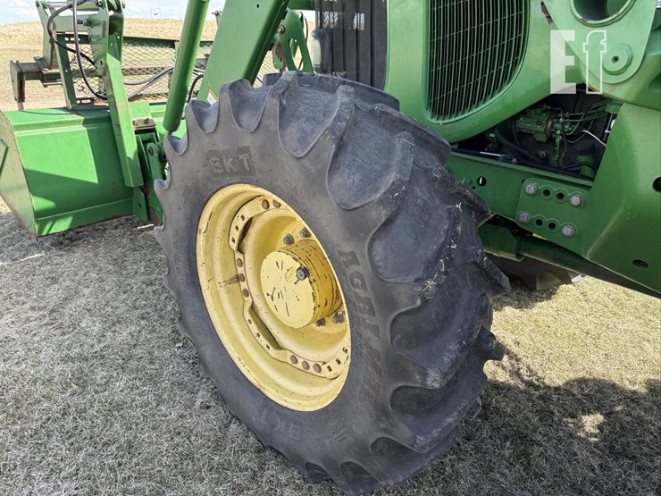 2005-john-deere-7420-image-14