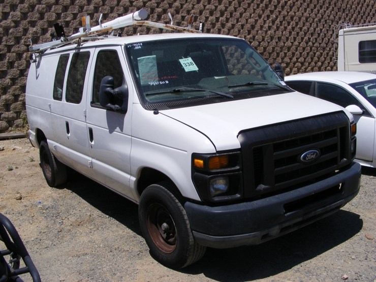 2010-ford-e250-sd-image-1