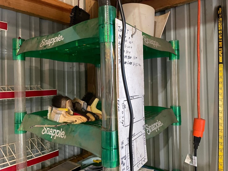 #1861-•-metal-hanging-wire-shelving-rack-and-snapple-rack-image-6