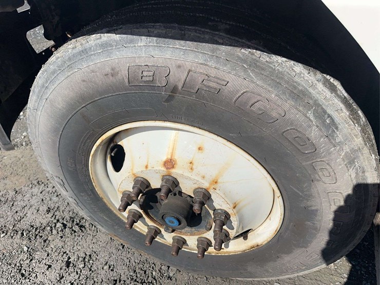 2020-hino-338-image-9