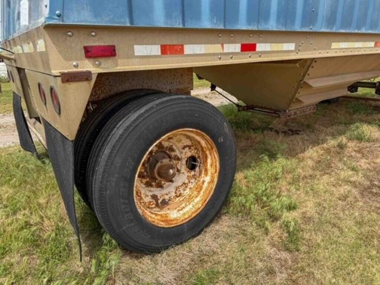 jet-22’-hopper-bottom-trailer-image-19