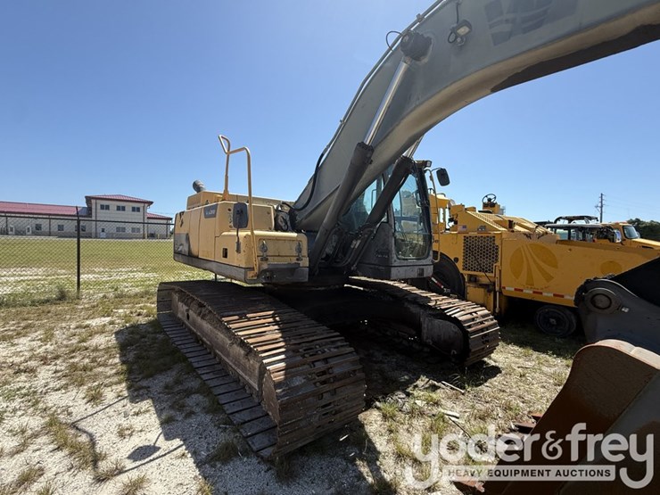 2012-volvo-ec250dl-image-6