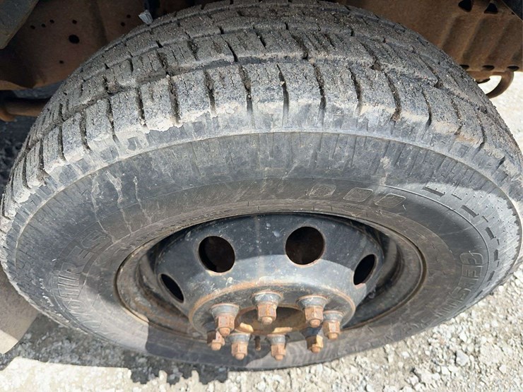 2002-ford-e450-image-12
