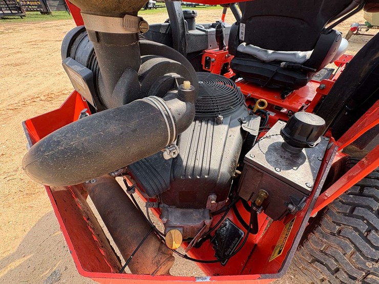 bad-boy-"outlaw"-72"-cut-zero-turn-lawn-mower-(1,403-hours)-image-20