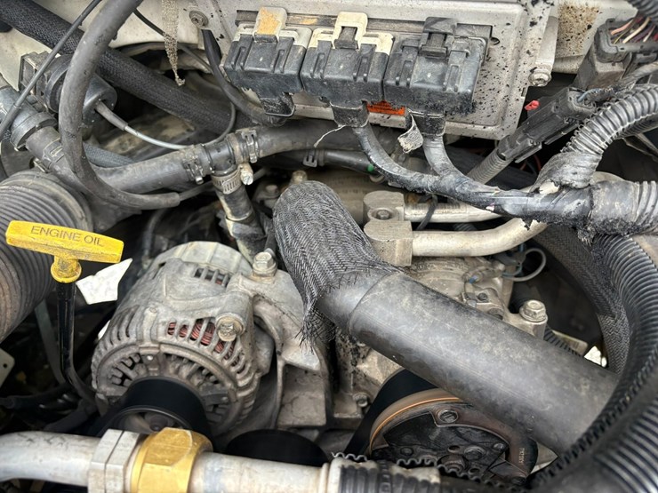 2000-dodge-ram-van-image-24