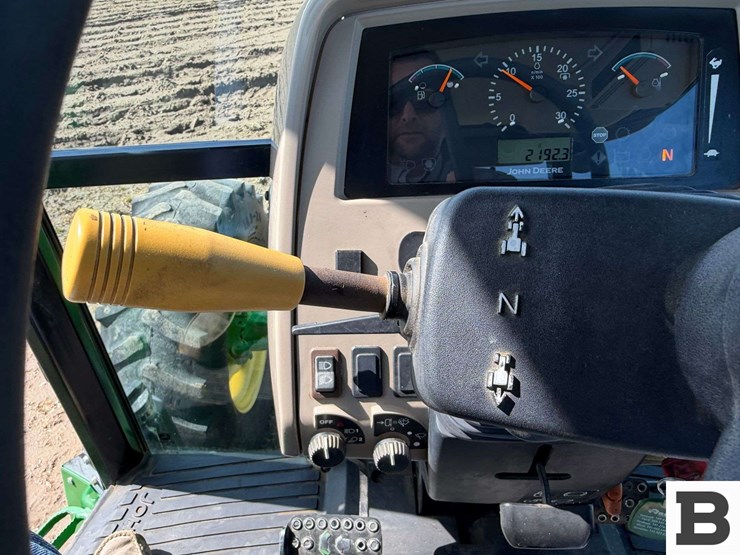 2009-john-deere-6115d-image-66