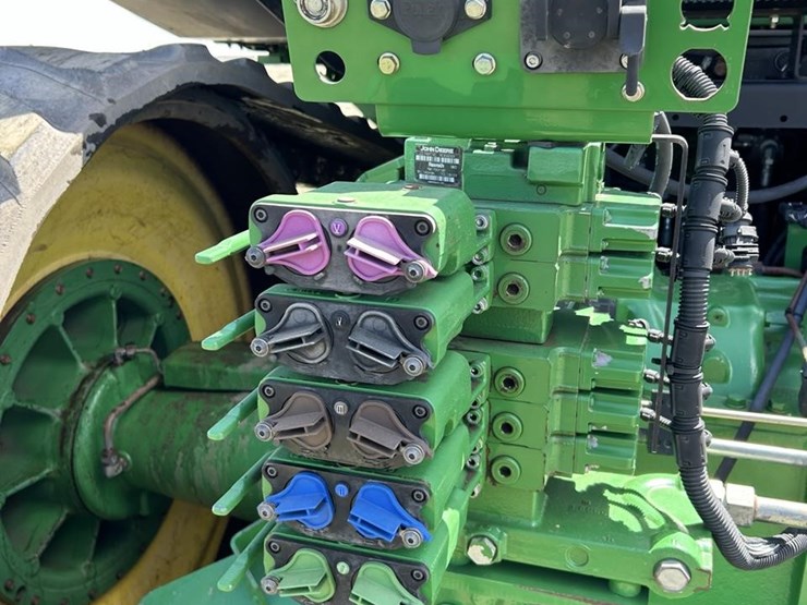 2013-john-deere-9560rt-image-53