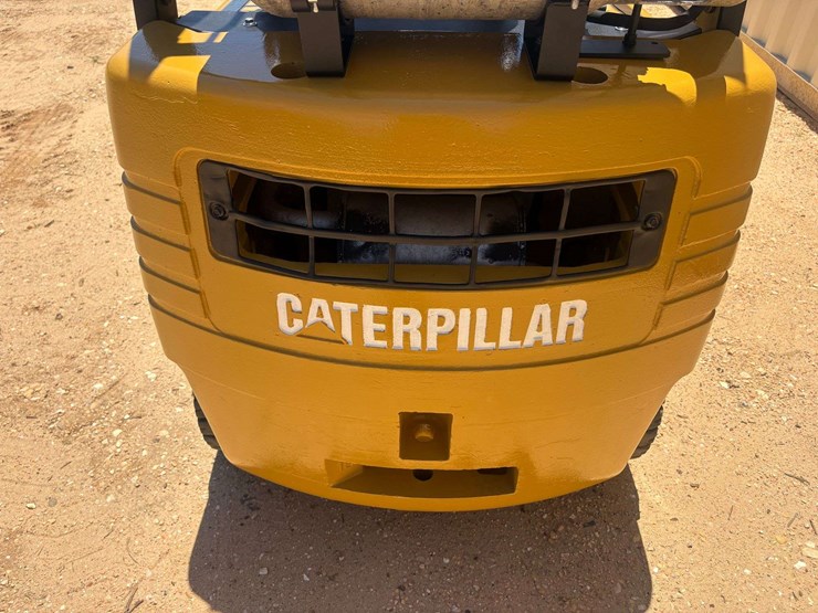 caterpillar-gp15-image-21