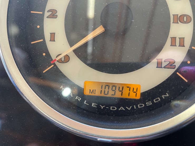 #1805-•-2005-harley-davidson-softail-motorcycle-(has-wi-title)-image-22