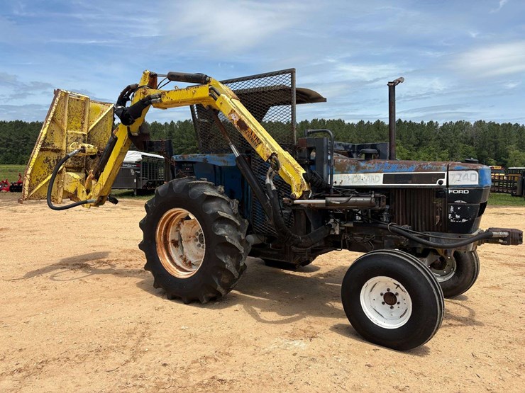 new-holland-7740-image-4