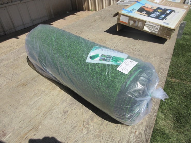 new-unused-3.3'-x-49.2'-artificial-turf-roll,-image-1