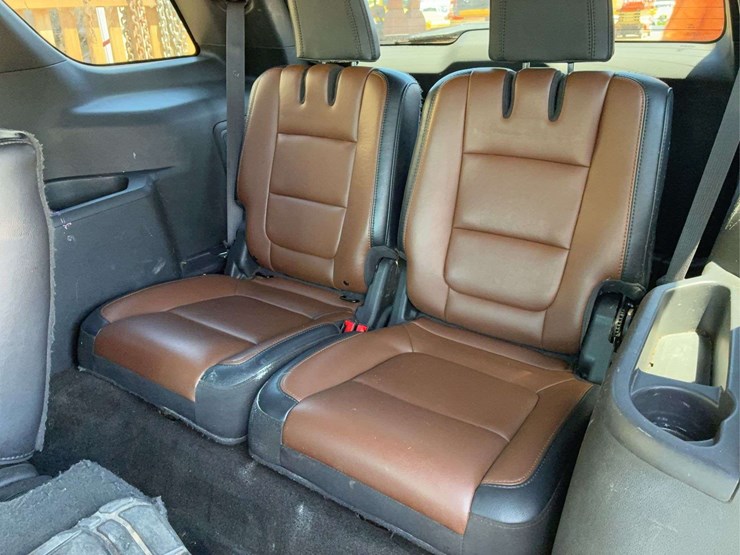2013-ford-explorer-limited-image-15