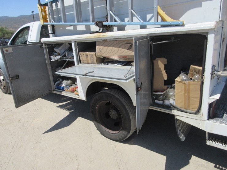 2010-dodge-ram-4500-image-14