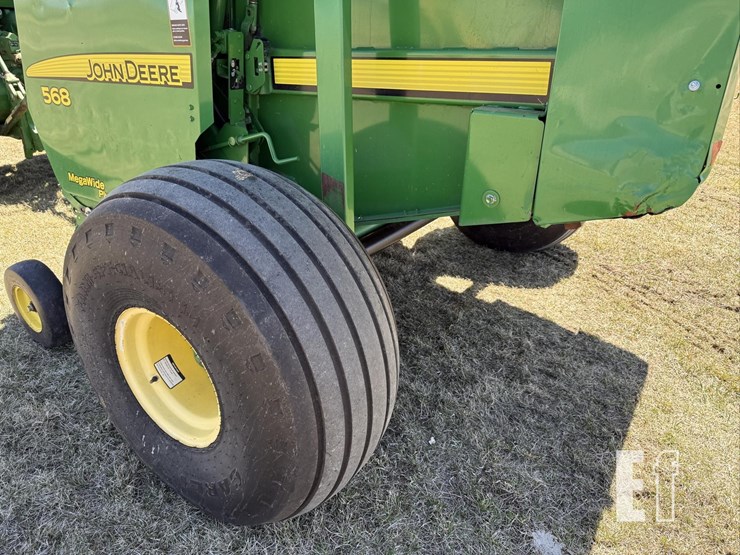 john-deere-568-image-25