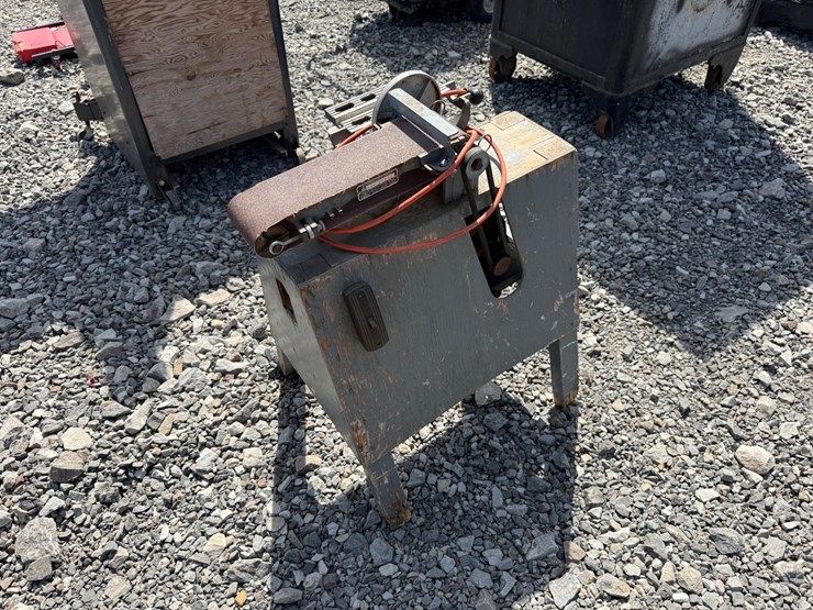 #42700-•-belt-sander-w/-stand-inv#-42700-image-4