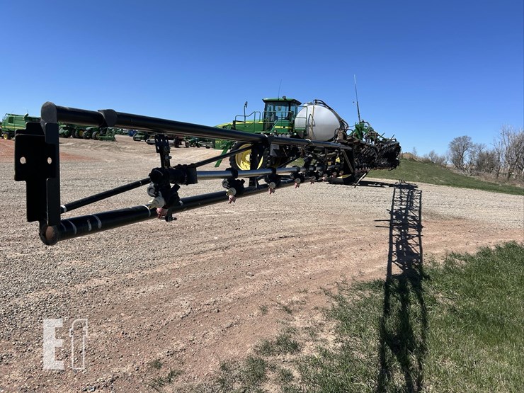 2012-john-deere-4940-image-103