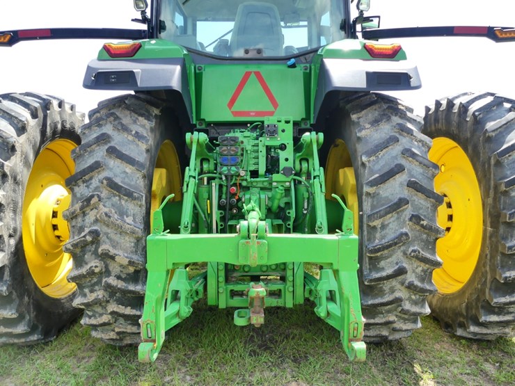 2020-john-deere-7r-210-image-21