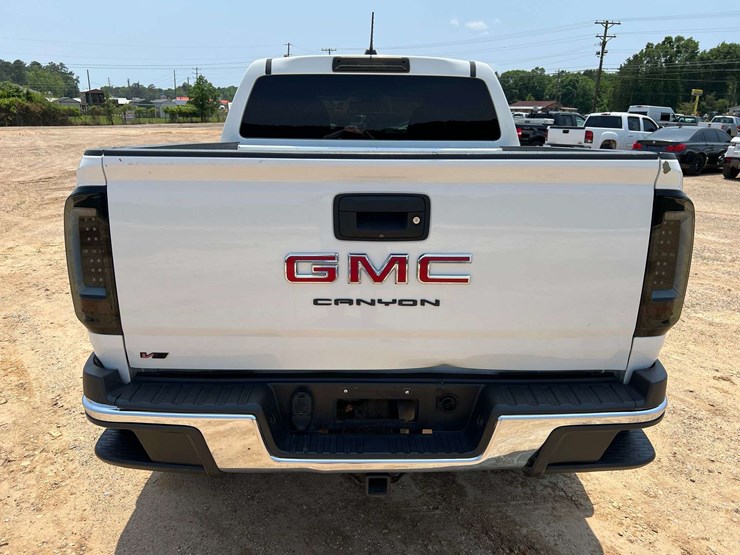 2019-gmc-canyon-image-3