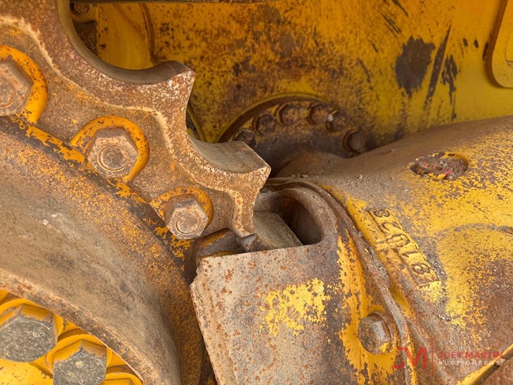 2020-komatsu-d155ax-8-image-16