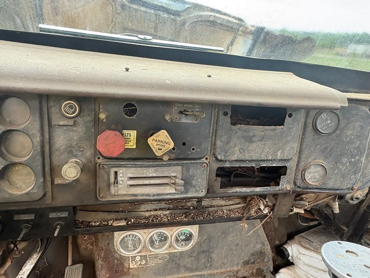 #23987-•-inop-1979-international-f-2554-t/a-single-cab-truck-tractor-cf255jha29827-image-41