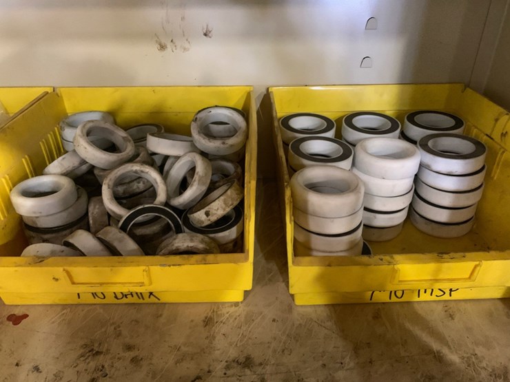 cabinet-and-all-it’s-contents-(race-bearings,-padding,-msp’s,)-image-3