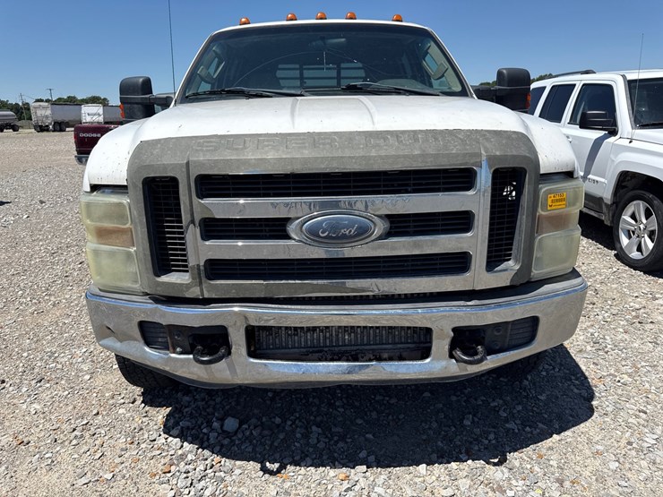 2008-ford-f350-image-25
